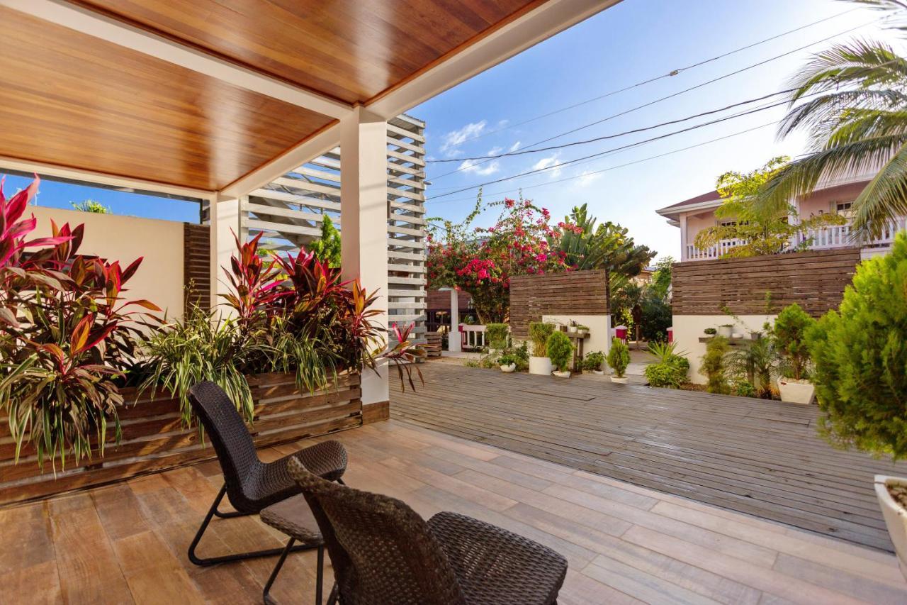 The Ellysian Boutique Hotel Placencia Esterno foto