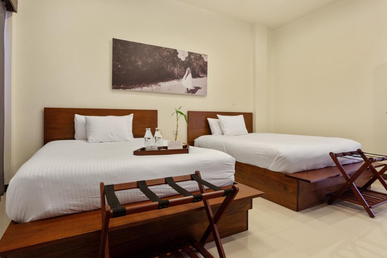 The Ellysian Boutique Hotel Placencia Esterno foto