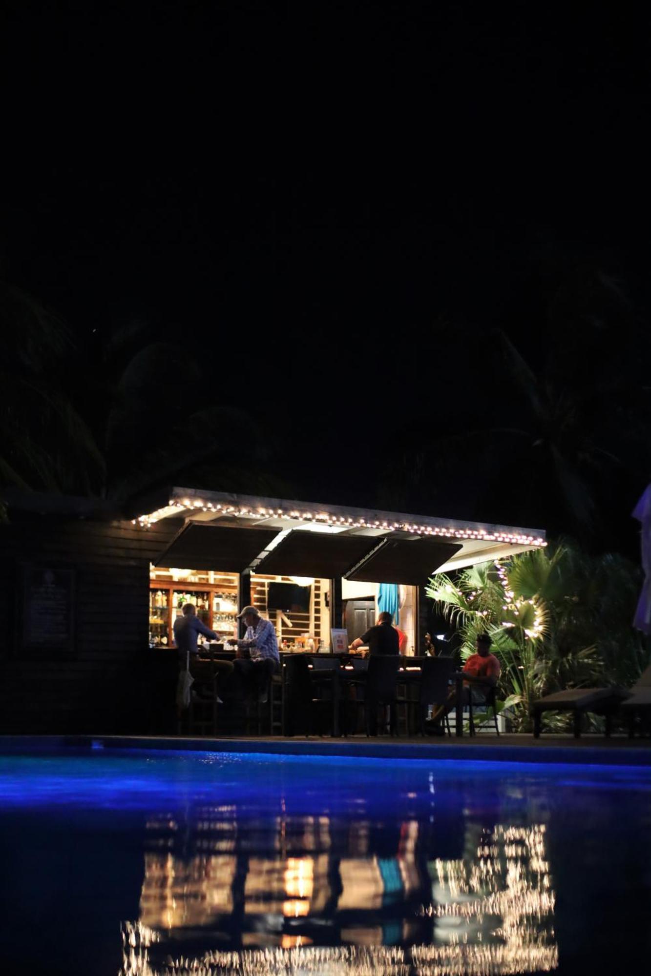 The Ellysian Boutique Hotel Placencia Esterno foto